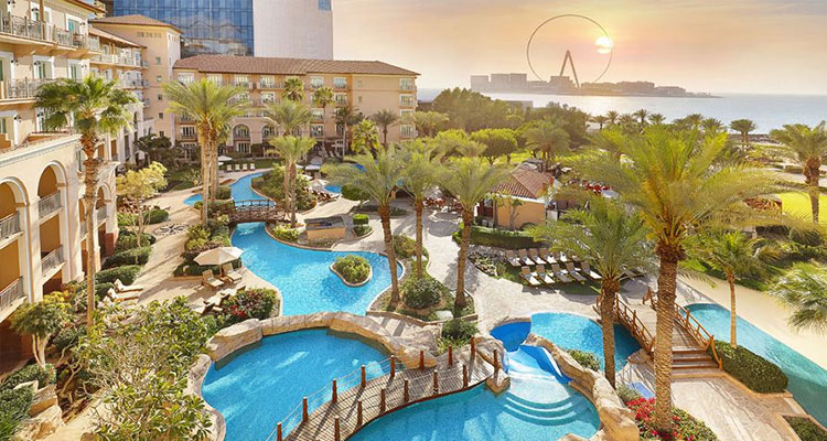 The
                                                Ritz-Carlton, Dubai